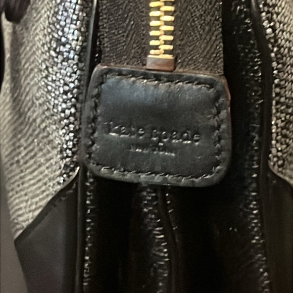 Kate Spade Black Leather and Silver Metallic Accordion Style Handbag RARE - Picture 3 of 16
